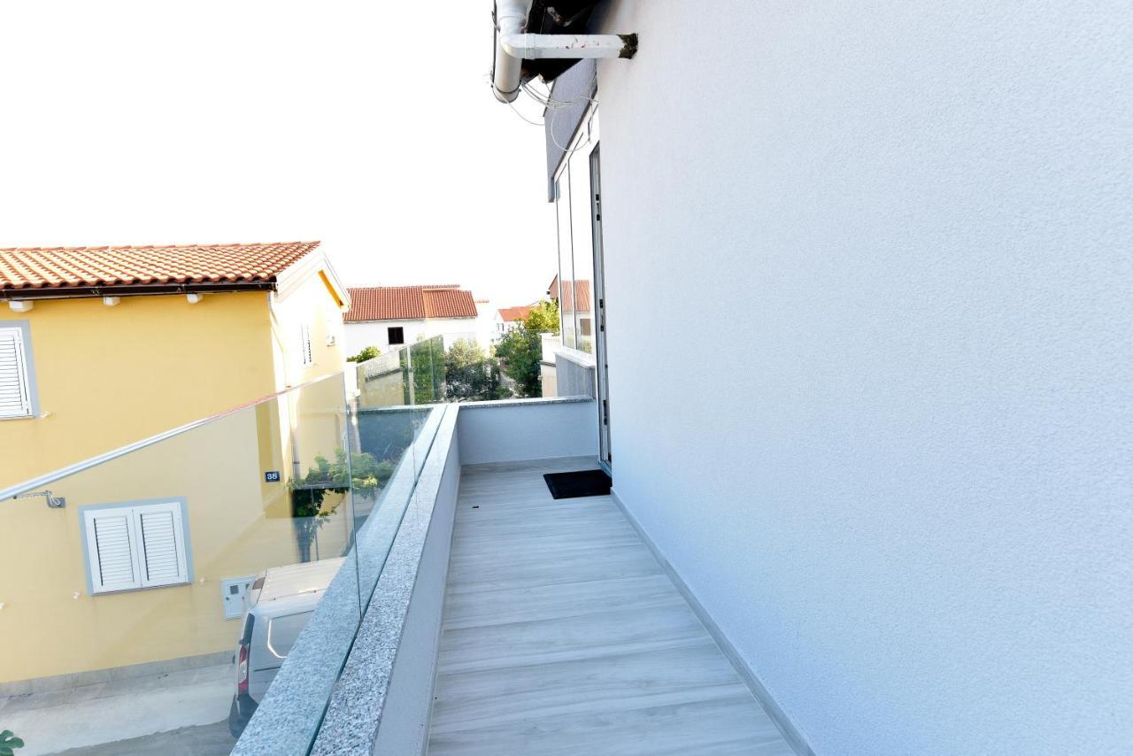 Apartment Sun Vir Rum bild